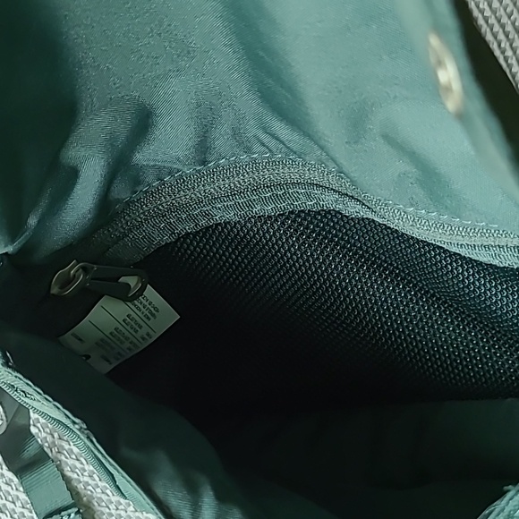 Nike Crossbody Bag - Picture 13 of 16